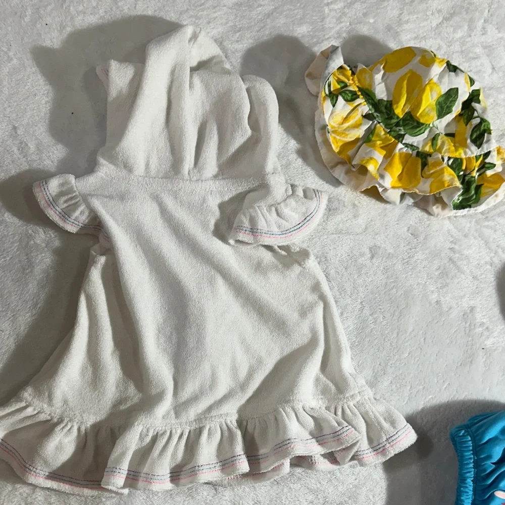 NWOT baby girls summer swim bundle. Coverup, 3 swim diapers, & hat 12/18mo